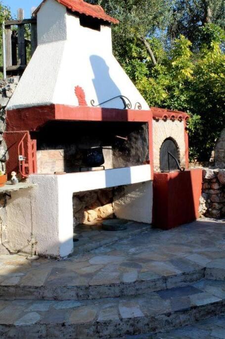 Fragosiko - Rustic Retreat In Kefalonia アルゴストリオン エクステリア 写真